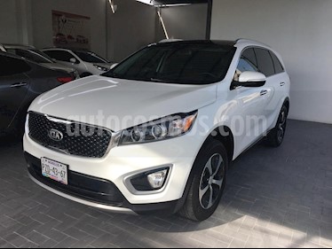 Foto venta Auto Seminuevo Kia Sorento 3.3L EX Pack (2017) color Blanco precio $470,000