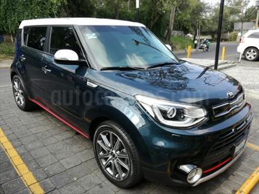 Foto venta Auto Usado Kia Soul SX Aut (2017) color Azul Profundo precio $315,000
