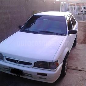 Foto Mazda 323 SEDAN usado (2002) color Blanco precio u$s600