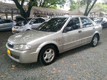 foto Mazda Allegro 13 Sinc usado (2001) color Beige precio $12.700.000