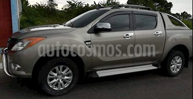 Mazda BT-50 2.6L Low 4x4 usado (2015) color Gris precio BoF495.000