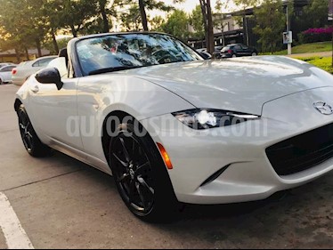 Foto venta Auto Seminuevo Mazda MX-5 i Sport (2017) color Blanco Cristal precio $295,000