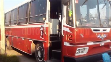 Foto venta Auto Usado Mercedes Benz 1214c-48 - (1991) color Naranja precio $180.000