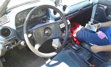 Foto venta Auto usado Mercedes Benz 250 - (1982) color Blanco Crema precio $2.000.000