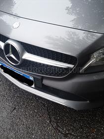 foto Mercedes Benz Clase A 200 Urban usado (2016) color Gris Montaña precio u$s28.000