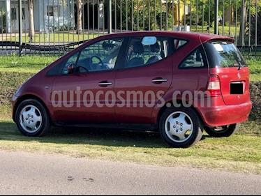 foto Mercedes Benz Clase A A160 Elegance Plus usado (2000) color Rojo precio $130.000