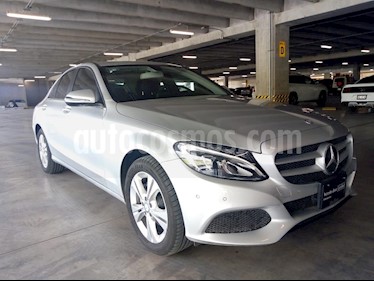 Foto venta Auto Seminuevo Mercedes Benz Clase C 200 CGI Exclusive Aut (2017) color Plata precio $410,000