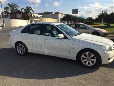 Foto venta Auto Seminuevo Mercedes Benz Clase C 200 CGI Exclusive (2010) color Blanco precio $189,000
