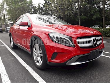 Foto venta Auto Seminuevo Mercedes Benz Clase GLA 200 CGI Aut (2014) color Rojo precio $320,000