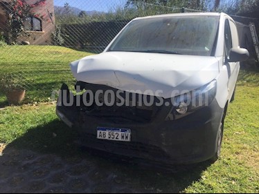 Foto venta Auto Usado Mercedes Benz Vito Furgon 111 CDi V1 Ac (2017) color Blanco precio $400.000
