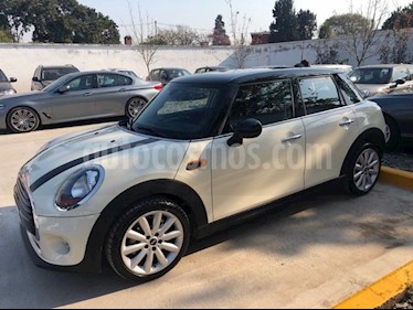 Foto venta Auto Usado MINI Cooper Pepper 1.5 5P Wired (2017) color Crema precio u$s27.900
