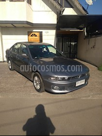 foto Mitsubishi Galant 2.0 Super Saloon Full Aut usado (2005) color Gris precio $3.550.000