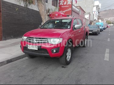 foto Mitsubishi L-200 2.5 Doble Cabina usado (2015) color Rojo precio $10.800.000
