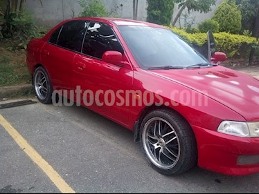Foto venta Carro Usado Mitsubishi Lancer 1.6G GLX Sin (2000) color Rojo precio $11.000.000