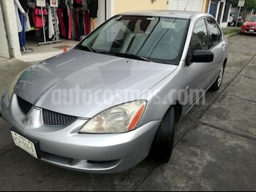 Foto venta Auto Seminuevo Mitsubishi Lancer LS (2004) color Plata precio $52,000