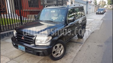 foto Mitsubishi Montero 3.2L GLS Aut usado (2004) color Negro precio u$s7,500