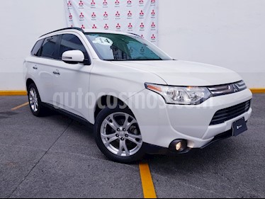 Foto venta Auto Usado Mitsubishi Outlander 2.4L Limited (2014) color Blanco precio $245,000