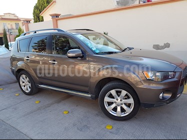 Foto venta Auto Seminuevo Mitsubishi Outlander 2.4L Limited (2011) color Gris Titanio precio $195,000