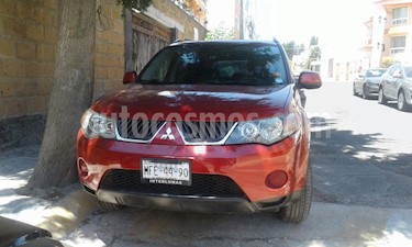 Foto venta Auto Seminuevo Mitsubishi Outlander Mitsubishi Outlander 2.4L Limited (2009) color Rojo precio $135,000