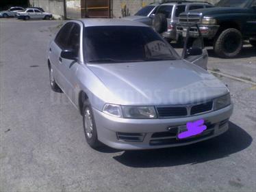 Mitsubishi Signo Plus 1.3L usado (2010) color Plata precio u$s2.300