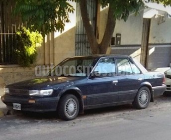 Foto venta Auto Usado Nissan Bluebird 1.8 (1990) color Azul