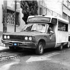 Foto venta Auto Seminuevo Nissan Estacas Largo TM5 (1984) color Amarillo Sunflower precio $30,000