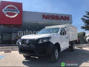Foto venta Auto Seminuevo Nissan Estacas Largo TM5 (2017) color Blanco precio $274,000