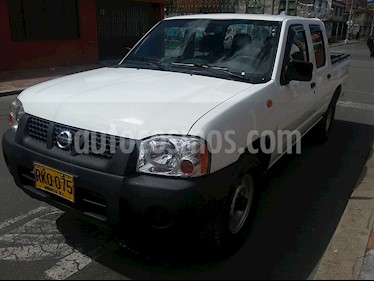 Nissan Frontier NP300 2.4L 4x2 Doble Cabina usado (2012) color Blanco precio $35.500.000
