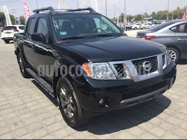 Foto venta Auto Seminuevo Nissan Frontier FRONTIER V6 CREW CAB PRO 4X 4X4 TA (2017) color Negro precio $528,000
