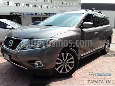 Foto venta Auto Seminuevo Nissan Pathfinder Advance (2014) color Gris Oxford