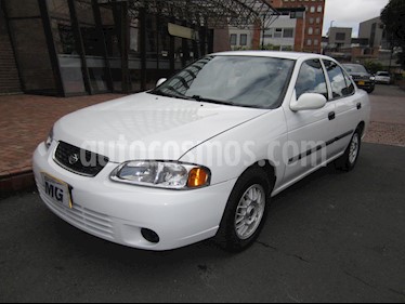 foto Nissan Sentra Sincronico- usado (2002) color Blanco Alaska precio $11.900.000