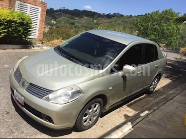 foto Nissan Tiida Sedán 1.8L Aut usado (2008) color Marrón precio u$s2.800