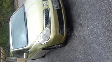 foto Nissan Tiida 1.8L Aut usado (2010) color Amarillo Perlado precio u$s3.500