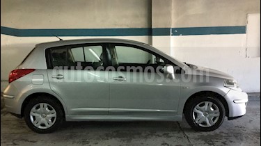 Foto venta Auto Usado Nissan Tiida Visia (2011) color Plata Metalizado precio $158.900