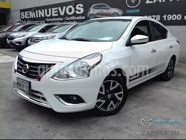 Foto venta Auto Seminuevo Nissan Versa Exclusive Aut (2015) color Blanco