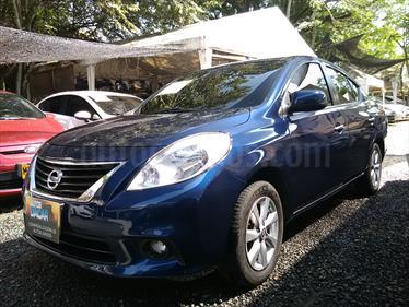 Nissan Versa Sense Aut usado (2012) color Azul precio $33.000.000