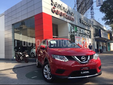Foto venta Auto Seminuevo Nissan X-Trail Sense 2 Row (2017) color Rojo precio $285,001