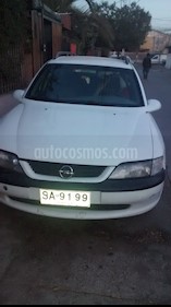 Opel Vectra 1.8 usado (1998) color Blanco precio $1.400.000
