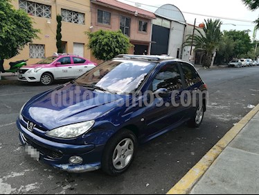 foto Peugeot 206 3P XR 1.6 usado (2005) color Azul precio $30,000