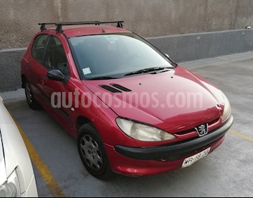 foto Peugeot 206 5P 16V XR Ac usado (2007) color Rojo precio $1.800.000