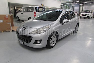 Foto venta Auto Seminuevo Peugeot 207 5P Allure (2013) color Plata precio $127,000