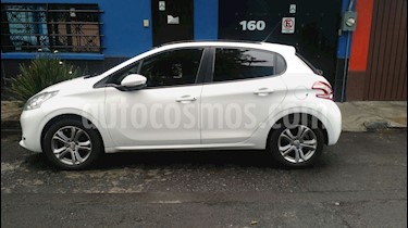 foto Peugeot 208 1.6L Allure usado (2014) color Blanco precio $139,000