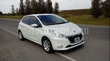 Foto venta Auto usado Peugeot 208 Allure 1.5 NAV (2015) color Blanco Nacarado precio $290.000