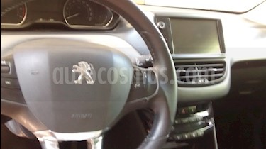 foto Peugeot 208 Feline 1.6 Pack Cuir usado (2014) color Negro precio $350.000