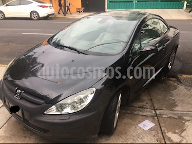 foto Peugeot 307 CC Dynamique Piel Aut usado (2005) color Negro precio $75,000