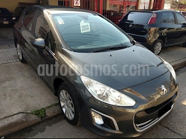 Peugeot 308 Active usado (2013) color Gris Grafito precio $570.000