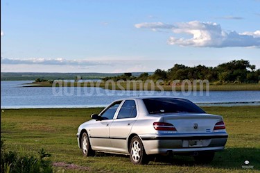 foto Peugeot 406 SV 3.0 usado (2001) color Gris Acero precio $131.000