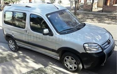 Foto venta Auto Usado Peugeot Partner Patagonica VTC (2011) color Gris Aluminium precio $215.000