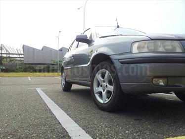 foto Peugeot Venirauto Centauro usado (2004) color Gris Acero precio u$s1.200