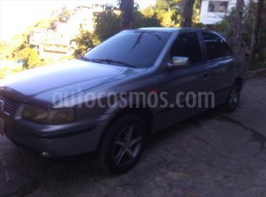 Foto Peugeot Venirauto Centauro usado (2004) color Gris Hierro precio BoF100.000.000